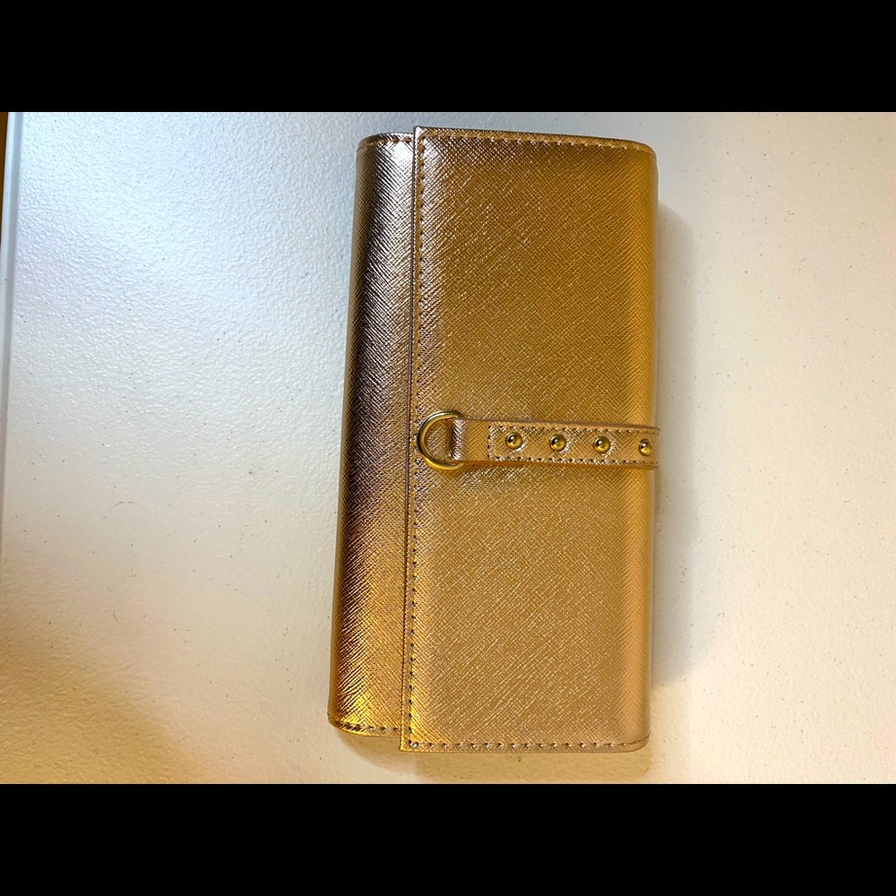 Gold wristlet